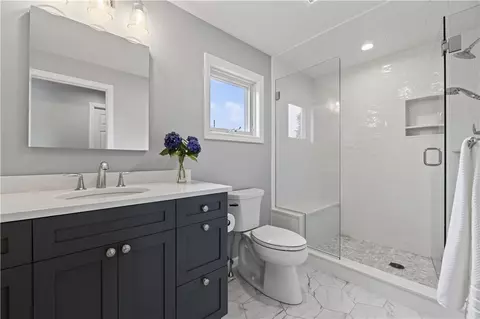 Bath - 8 Upland Rd, Westerly, RI 02891 photo 2 of 6