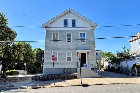 85 E George St, Providence, RI 02906