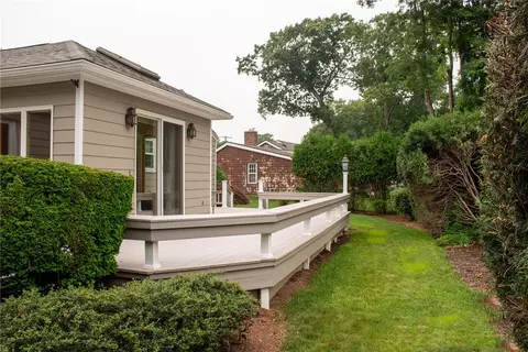 Exterior - 90 Frontier Rd, Warwick, RI 02889 photo 6 of 6