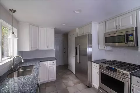 Kitchen - 90 Frontier Rd, Warwick, RI 02889 photo 2 of 2