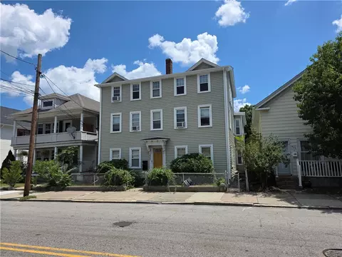 422 East Ave, Pawtucket, RI 02860