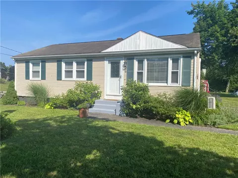 336 Shore Acres Ave, North Kingstown, RI 02852