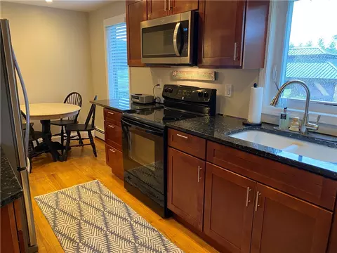 336 Shore Acres Ave, North Kingstown, RI 02852