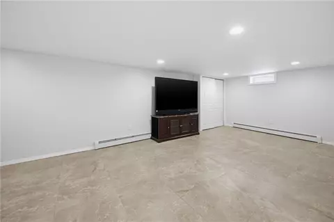 178 Halsey Rd, Woonsocket, RI 02895 photo 28