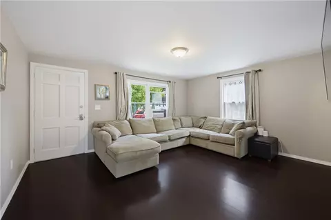 178 Halsey Rd, Woonsocket, RI 02895 photo 16