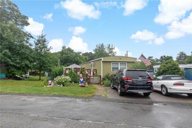 301 Bulgarmarsh Rd, Tiverton, RI 02878