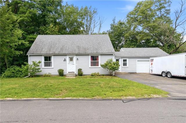 917 Woonsocket Hill Rd, North Smithfield, RI 02896