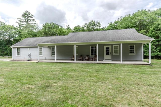 167 Cranberry Ridge Rd, Glocester, RI 02857