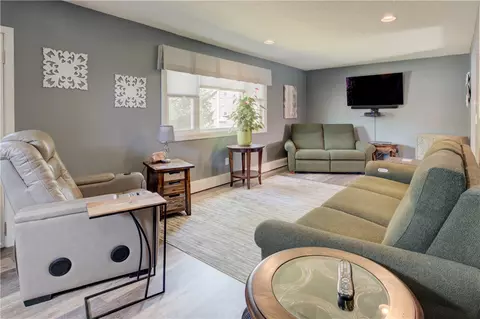 Living - 16 Arlington Ave, Warren, RI 02885 photo 3 of 3