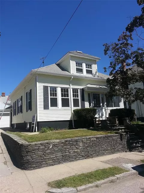 167 Narragansett St, Cranston, RI 02905