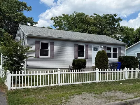 26 Shiloh St, Providence, RI 02904