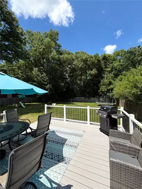 21 Eileen Dr, Coventry, RI 02816 photo 5