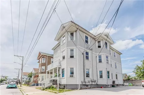 271 Union Ave, Providence, RI 02909