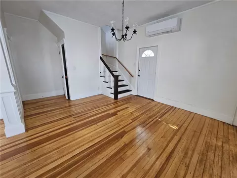 168 Spring St, Woonsocket, RI 02895 photo 6