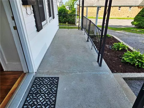 168 Spring St, Woonsocket, RI 02895 photo 2