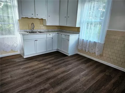 168 Spring St, Woonsocket, RI 02895 photo 9