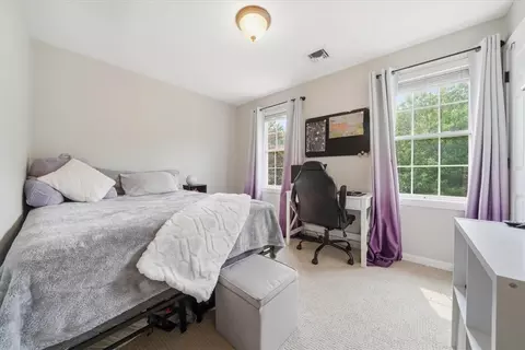 26 Davis Cir, Warwick, RI 02886 photo 25