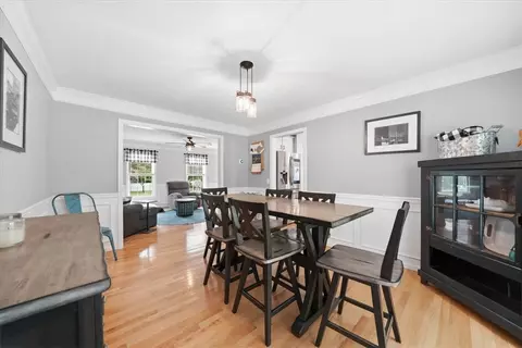 Dining - 26 Davis Cir, Warwick, RI 02886 photo 1 of 3