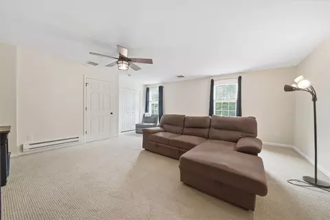 26 Davis Cir, Warwick, RI 02886 photo 24