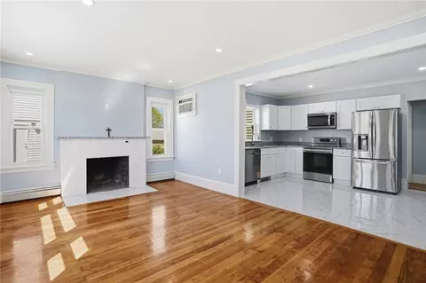 1567 Centerville Rd, Warwick, RI 02886 photo 2