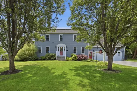 83 Fairhaven Rd, Cumberland, RI 02864