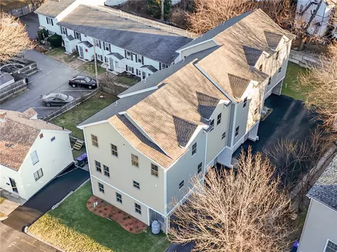 11 Stone St #A, Providence, RI 02904