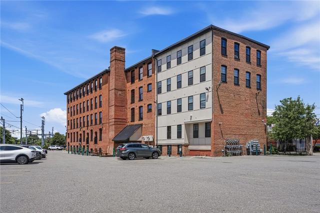 50 Ashburton St #1, Providence, RI 02904