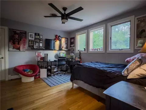 Bedroom - 18 Ann Ct, Cranston, RI 02921 photo 2 of 4