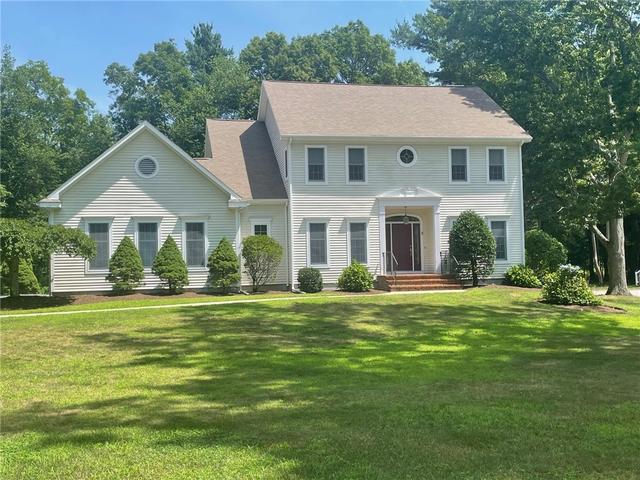 3 Connor Ln, Barrington, RI 02806
