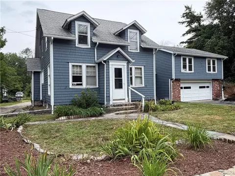 657 Danielson Pike, Scituate, RI 02857
