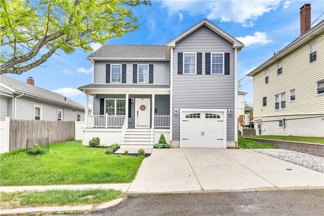 239 Mauran Ave, East Providence, RI 02914