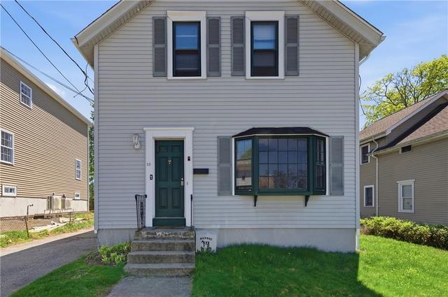 25 Hoppin Ave, Riverside, RI 02915