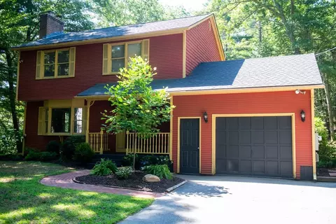 155 Whaley Hollow Rd, Coventry, RI 02816