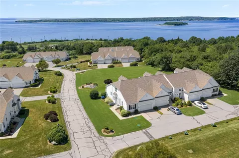 217 Rolling Hill Rd #217, Portsmouth, RI 02871