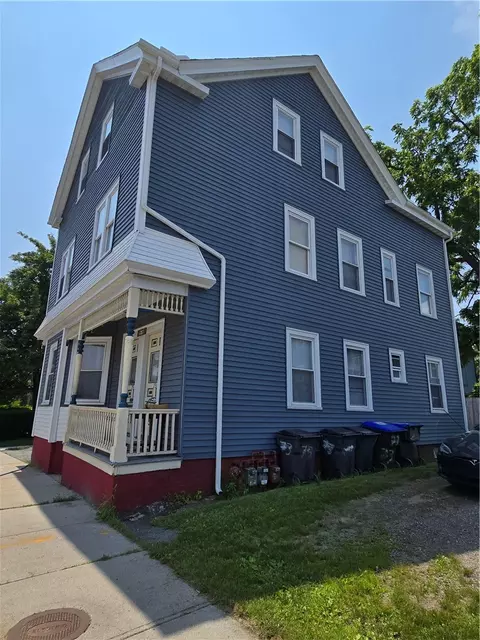 73 Beacon Ave, Providence, RI 02903