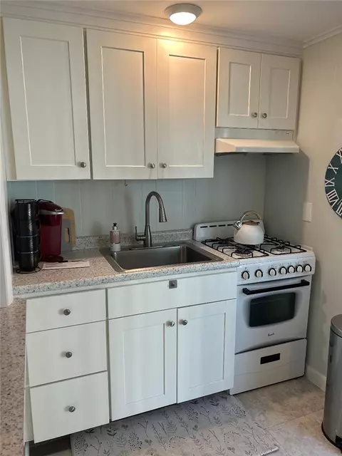 88 Old Post Rd #C, Westerly, RI 02891 photo 4