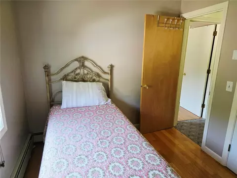 Bedroom - 5 Brook View Ct, Westerly, RI 02891 photo 3 of 6