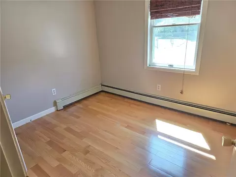 Bedroom - 5 Brook View Ct, Westerly, RI 02891 photo 2 of 6
