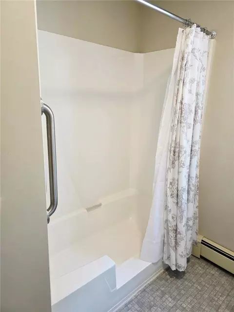Bath - 5 Brook View Ct, Westerly, RI 02891 photo 2 of 2