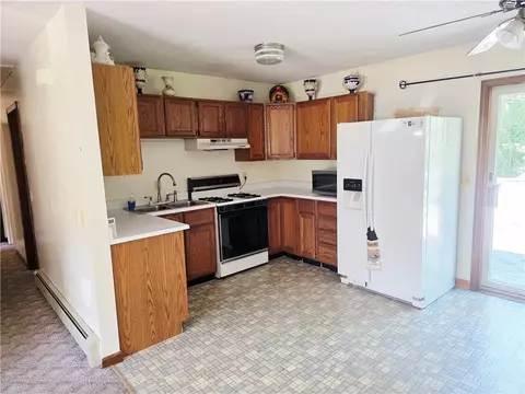 Kitchen - 5 Brook View Ct, Westerly, RI 02891 photo 1 of 5