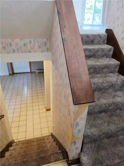 Entry Way - 5 Brook View Ct, Westerly, RI 02891 photo 3 of 4