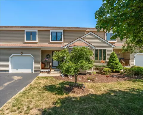 80 Fisher Rd #97, Cumberland, RI 02864
