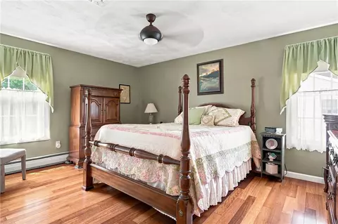 Bedroom - 77 Capwell Ave, Woonsocket, RI 02895 photo 1 of 2
