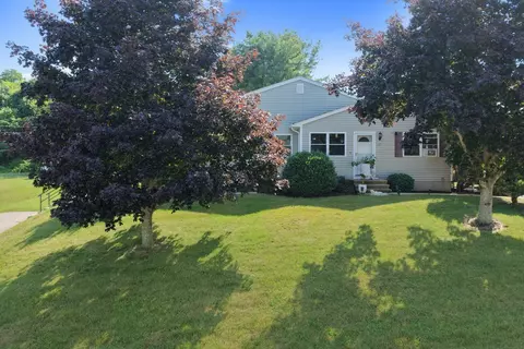 30 Brandywine Dr, Westerly, RI 02891