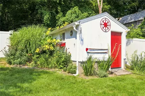 Exterior - 74 Macarthur Rd, Woonsocket, RI 02895 photo 6 of 8