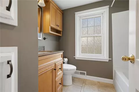 Bath - 74 Macarthur Rd, Woonsocket, RI 02895 photo 1 of 1