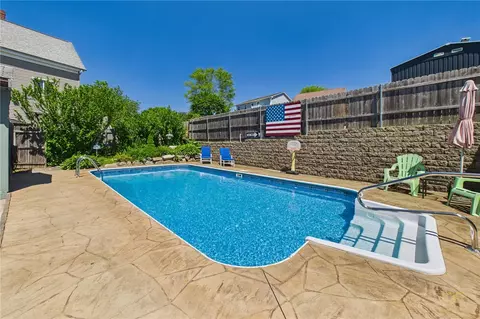 Exterior - 87 Stowe St, Fall River, MA 02720 photo 6 of 6