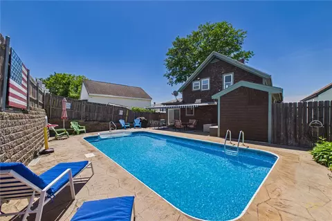Exterior - 87 Stowe St, Fall River, MA 02720 photo 2 of 6