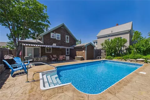 Exterior - 87 Stowe St, Fall River, MA 02720 photo 5 of 6