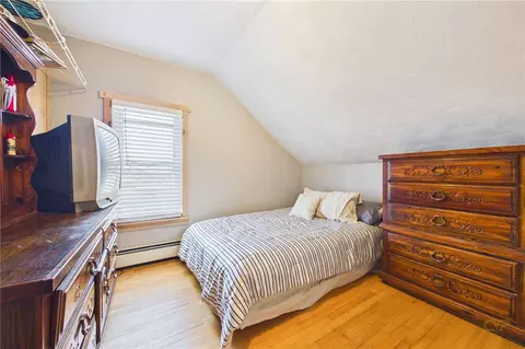 Bedroom - 87 Stowe St, Fall River, MA 02720 photo 4 of 4